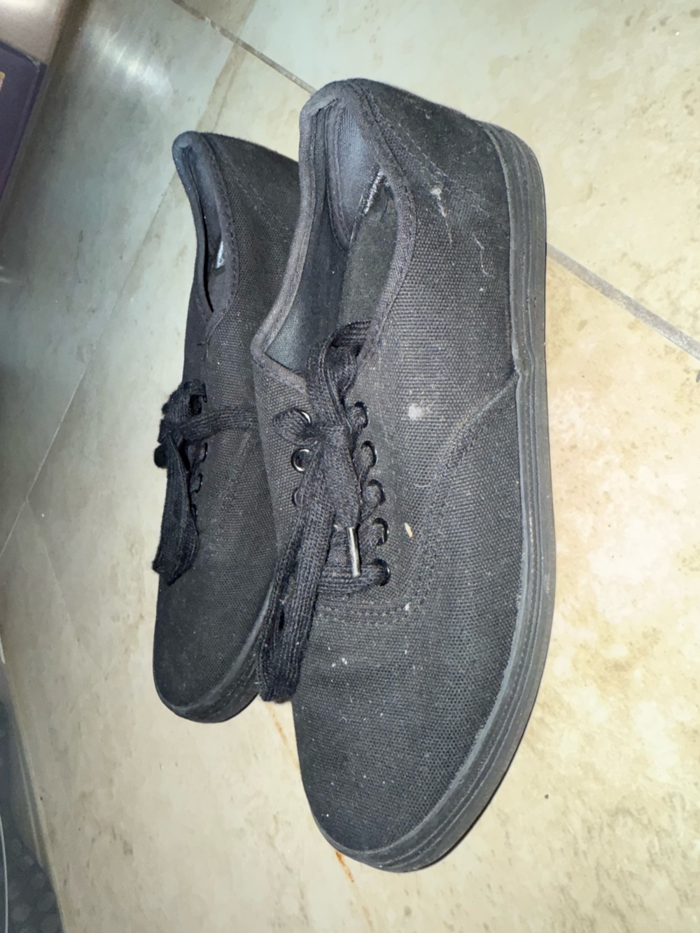 Black Canvas Lace-Up Casual Sneakers 👟
